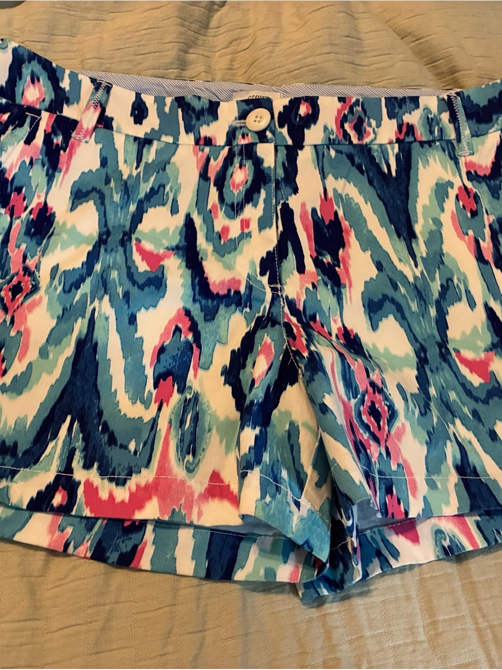 crown & ivy Blue, Teal & Pink High-Waist Abstract Print Shorts
